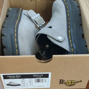 Dr. Martens Zebzaq Mule in Grey Suede